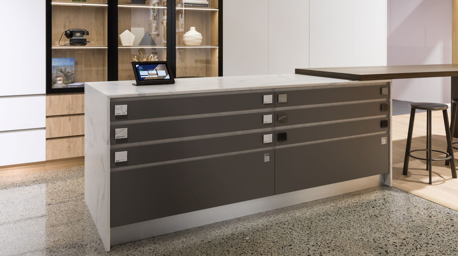 Prime Acrylic changes to Ultraglaze acrylic Prime Panels